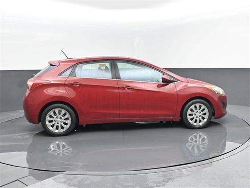 2017 Hyundai Elantra GT Base