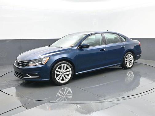 2019 Volkswagen Passat 2.0T Wolfsburg