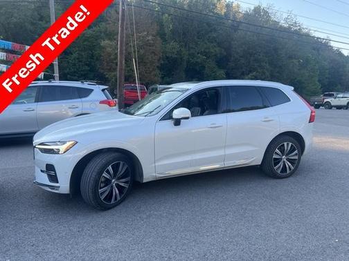 2022 Volvo XC60 B6 Inscription
