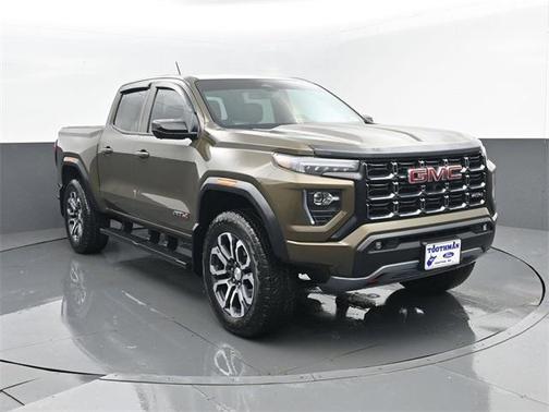 2024 GMC Canyon AT4