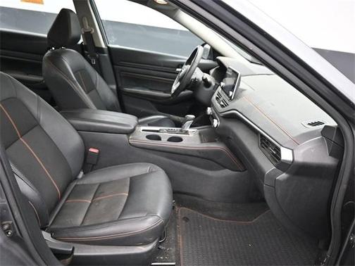 2021 Nissan Altima 2.0 SR