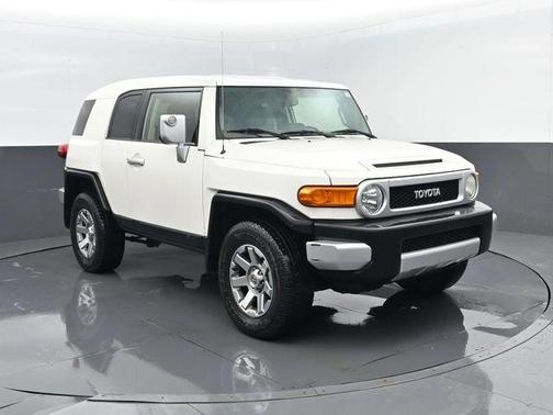 Iceberg 2014 Toyota FJ Cruiser Base