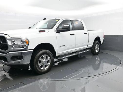 Bright White Clearcoat 2024 RAM 2500 Big Horn