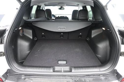 Bright White Clearcoat 2022 Jeep Cherokee Trailhawk