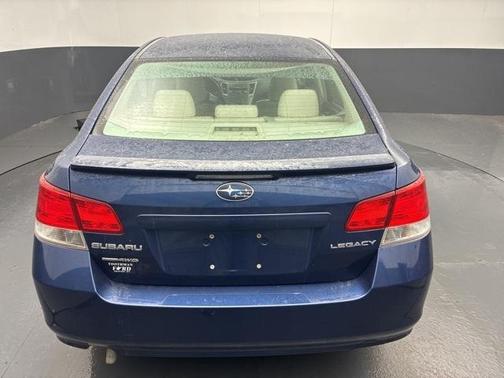 2010 Subaru Legacy 2.5i