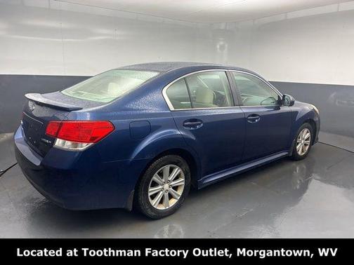 2010 Subaru Legacy 2.5i