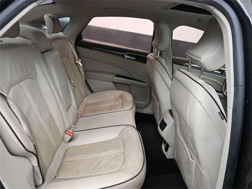 2017 Ford Fusion Platinum