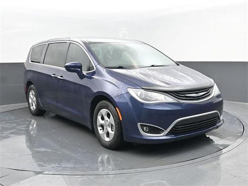 2018 Chrysler Pacifica Hybrid Touring Plus