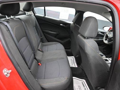 2018 Chevrolet Cruze LS