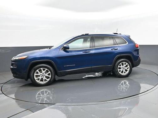 Patriot Blue Pearlcoat 2018 Jeep Cherokee Latitude