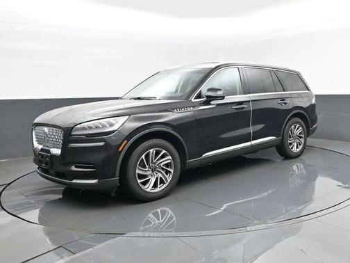 Black Metallic 2023 Lincoln Aviator Standard AWD