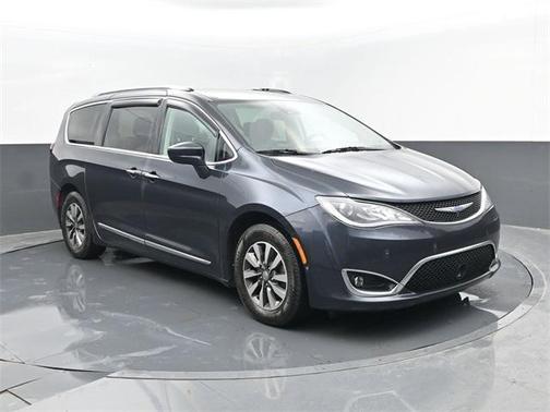 2020 Chrysler Pacifica Touring-L Plus