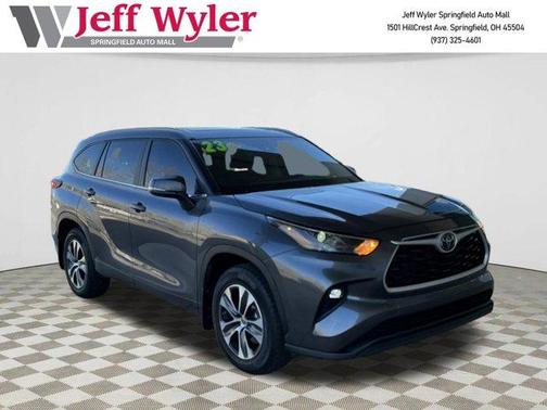 2023 Toyota Highlander XLE