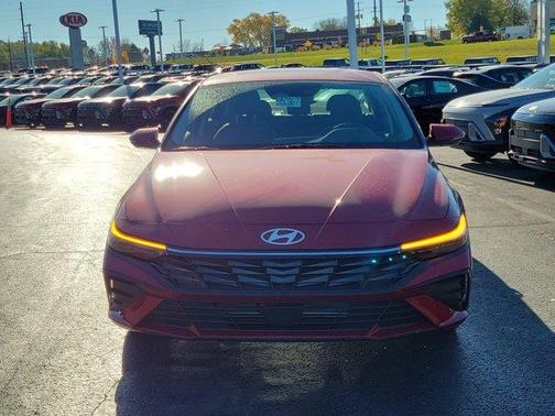 2026 Hyundai ELANTRA Limited