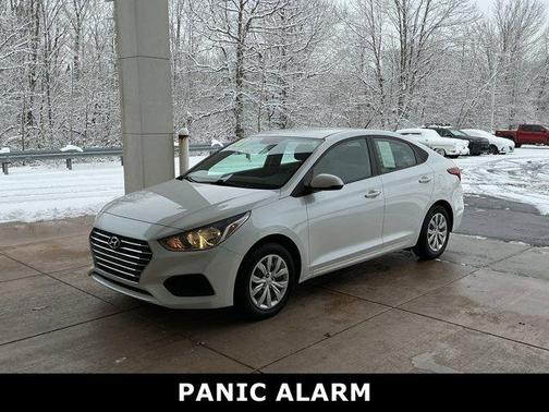 2022 Hyundai Accent SE