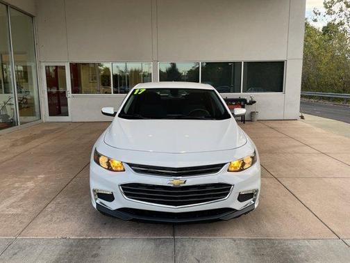 2017 Chevrolet Malibu 1LT