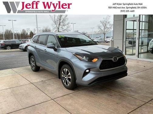 2024 Toyota Highlander XLE