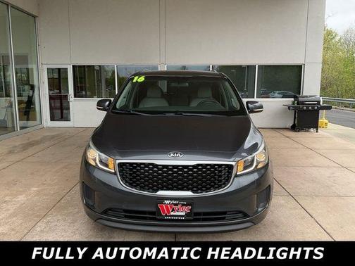 2016 Kia Sedona LX