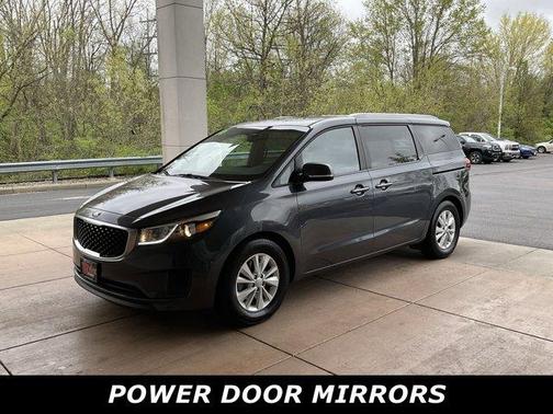 2016 Kia Sedona LX