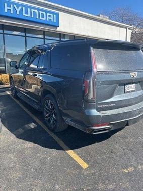 2021 Cadillac Escalade ESV Sport Platinum