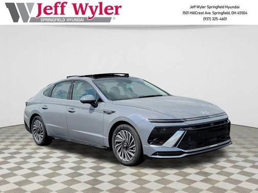 2025 Hyundai SONATA Hybrid Limited