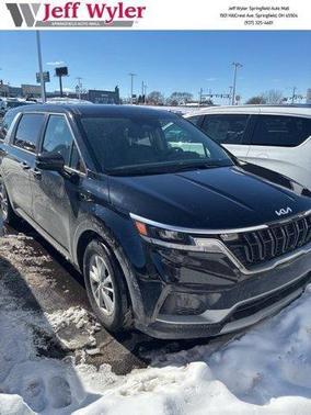 2024 Kia Carnival LX