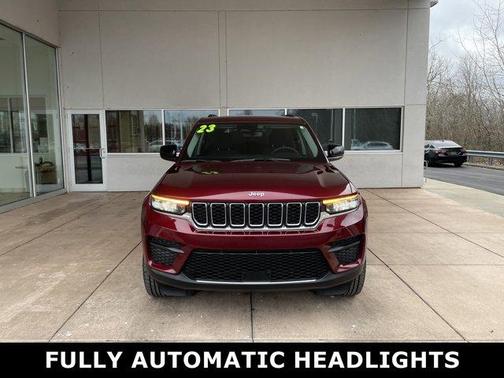 2023 Jeep Grand Cherokee Laredo