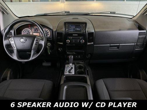 2015 Nissan Titan SV