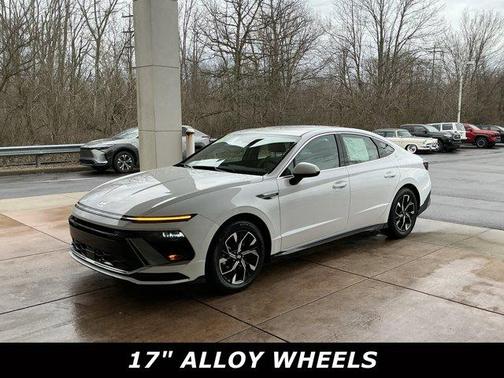 2025 Hyundai SONATA SEL