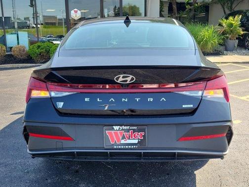 Black 2026 Hyundai ELANTRA HEV SEL