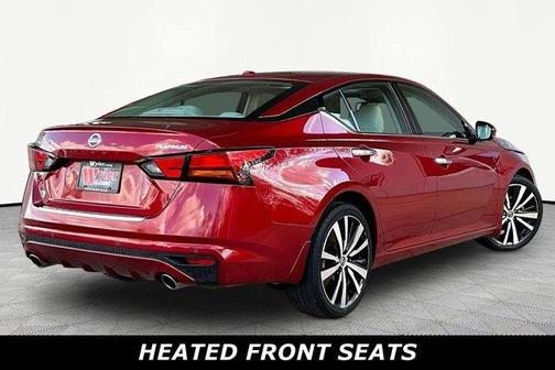 Scarlet Ember 2020 Nissan Altima 2.5 Platinum
