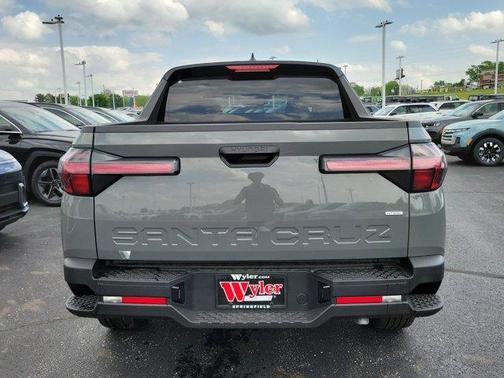 2025 Hyundai SANTA CRUZ SE