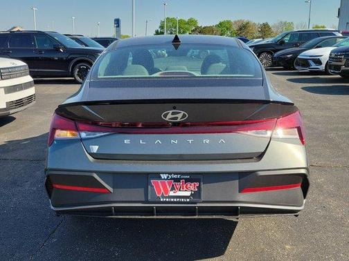 Amazon Gray 2026 Hyundai ELANTRA SEL Sport