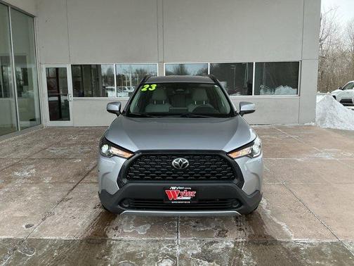 2023 Toyota Corolla Cross LE