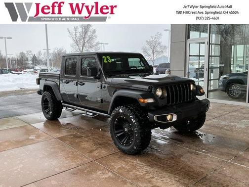 2023 Jeep Gladiator Sport