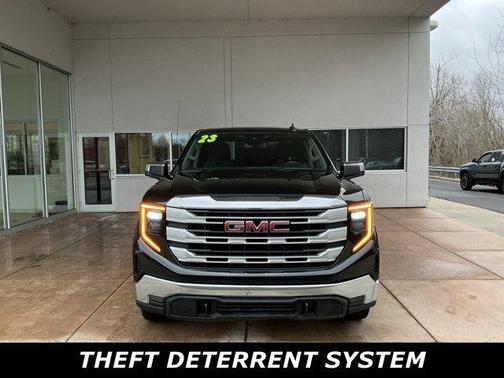 2023 GMC Sierra 1500 SLE