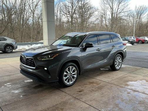 2021 Toyota Highlander Hybrid Limited