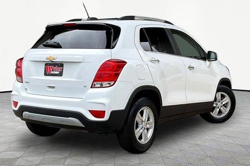 Summit White 2020 Chevrolet Trax LT