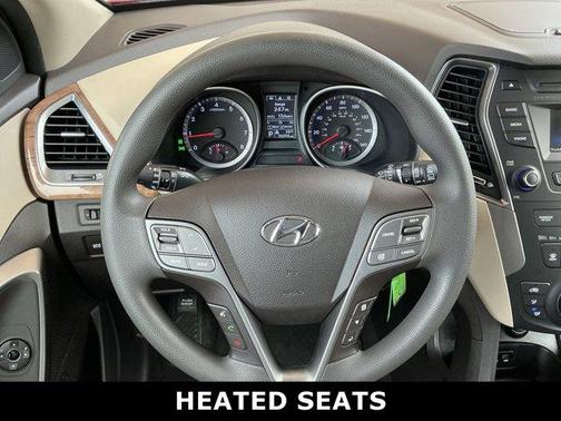 2016 Hyundai SANTA FE SE