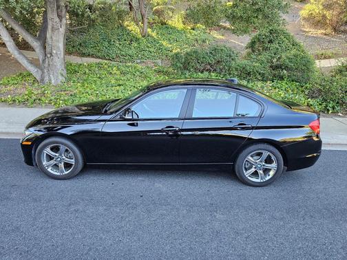 2013 BMW 328 328i Sedan 4D