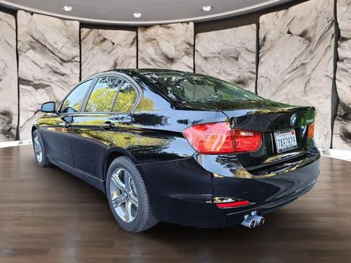 2013 BMW 328 328i Sedan 4D