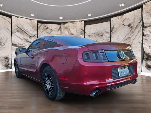 2013 Ford Mustang V6