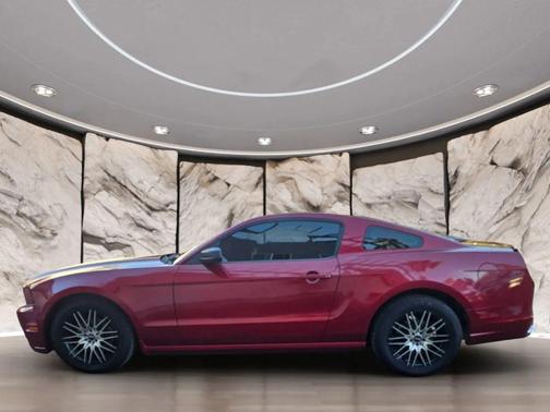 2013 Ford Mustang V6