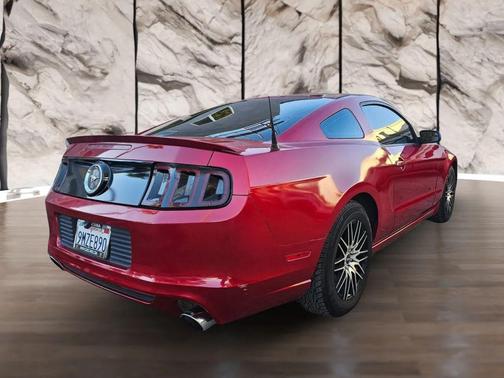 2013 Ford Mustang V6