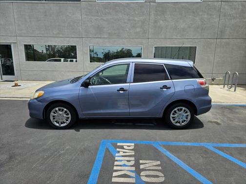2005 Toyota Matrix Base