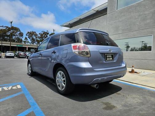 2005 Toyota Matrix Base