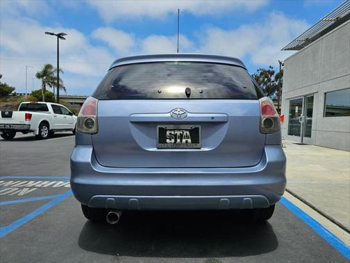 2005 Toyota Matrix Base