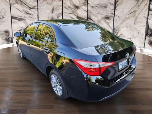 2015 Toyota Corolla LE Plus