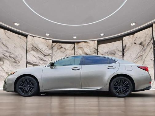 2017 Lexus ES 350 Base