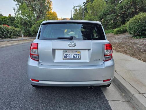2009 Scion xD Hatchback 4D